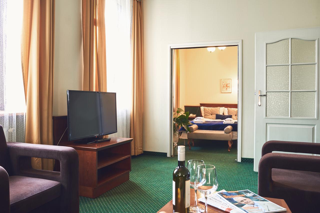 Nobilton Hotel Krakow Exterior photo