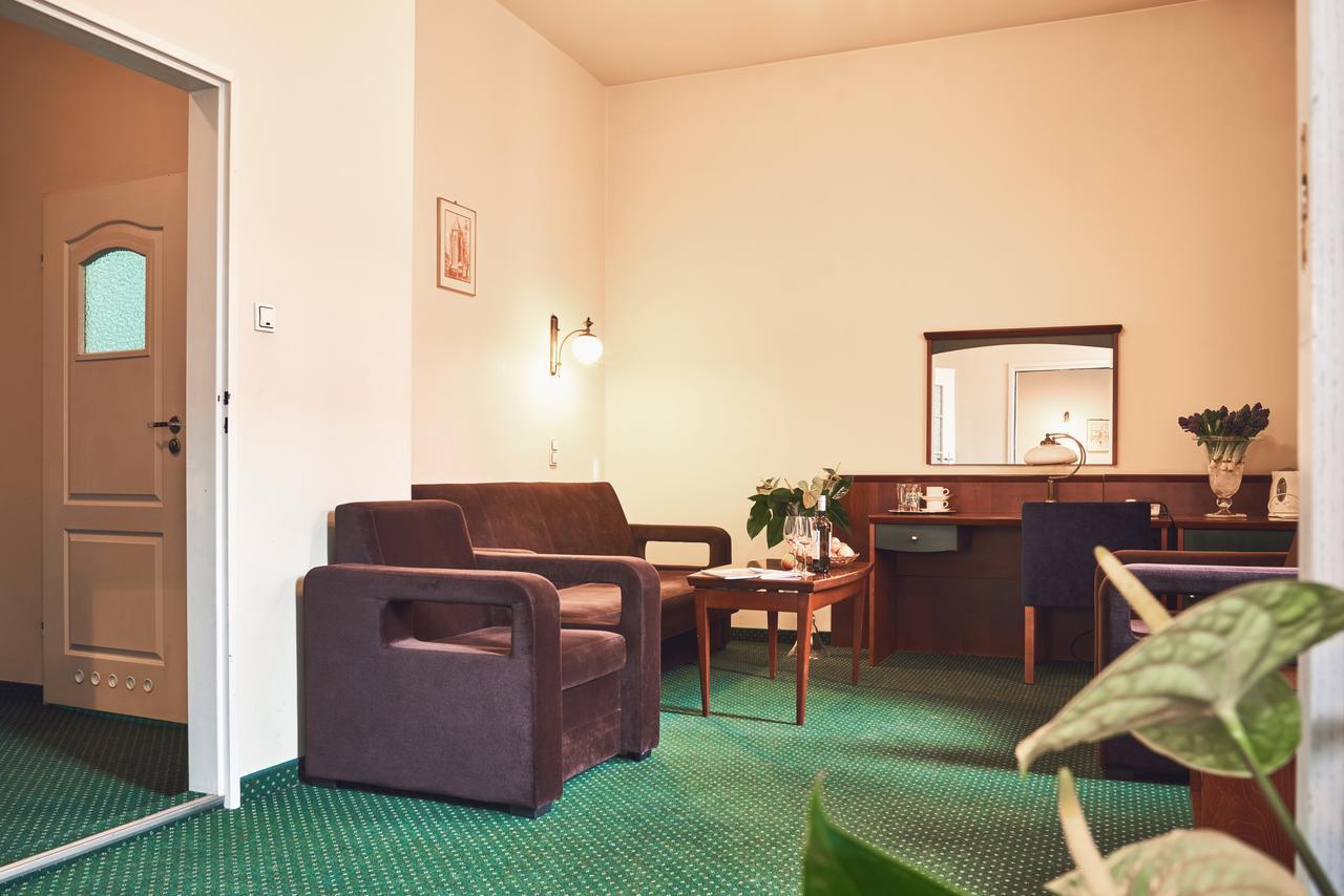 Nobilton Hotel Krakow Exterior photo